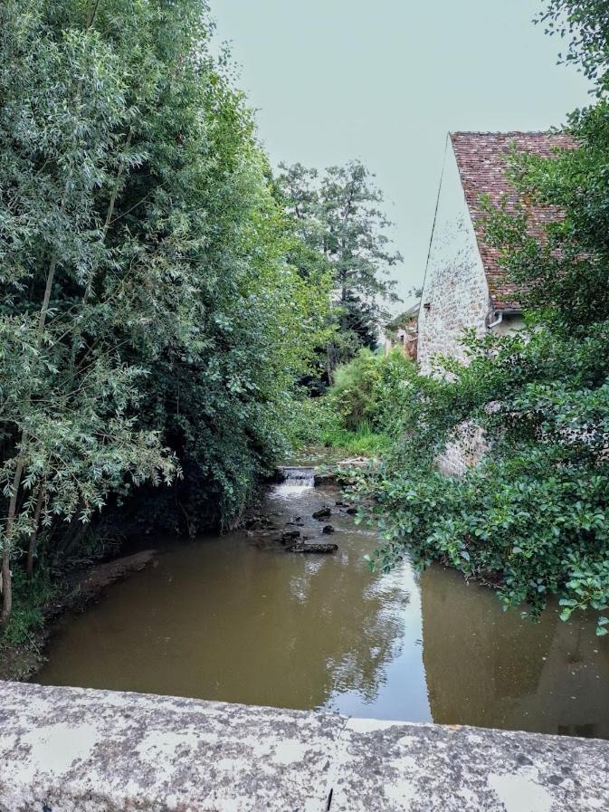 Chambres D'Hotes Les Frerots Lurcy-le-Bourg Buitenkant foto